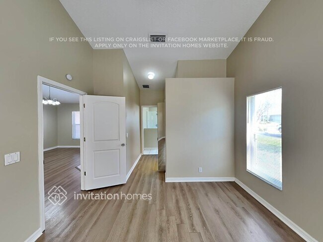 Foto del edificio - 4208 74th Ave E