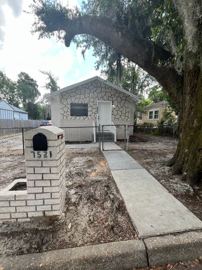 Foto del edificio - What a beautiful home!!