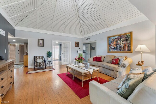 Foto del edificio - 4 br, 3 bath House - 6205 Orchard Tree Ln