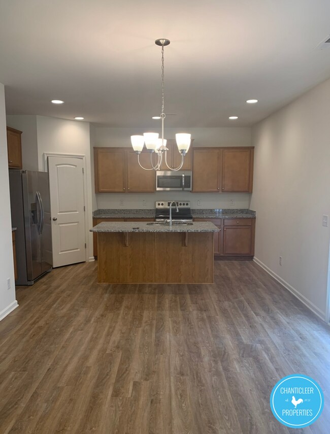 Foto del edificio - 3512 Slippery Elm Dr