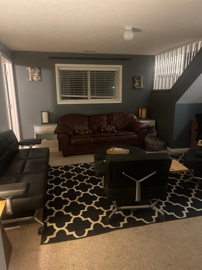 Sala de estar - 6000 Duxhall Ct