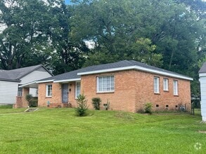 Building Photo - 1066 Alta Vista Blvd