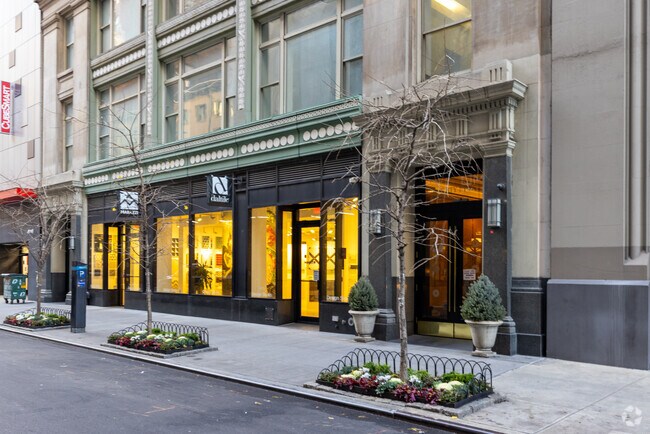 Building Photo - 49 E 21st St