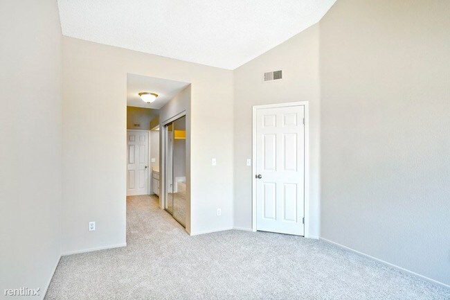 Foto del edificio - 2 br, 2 bath Apartment - 750 Wesleyan Bay
