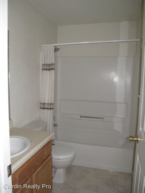 Foto del edificio - 715 Sunny Ln