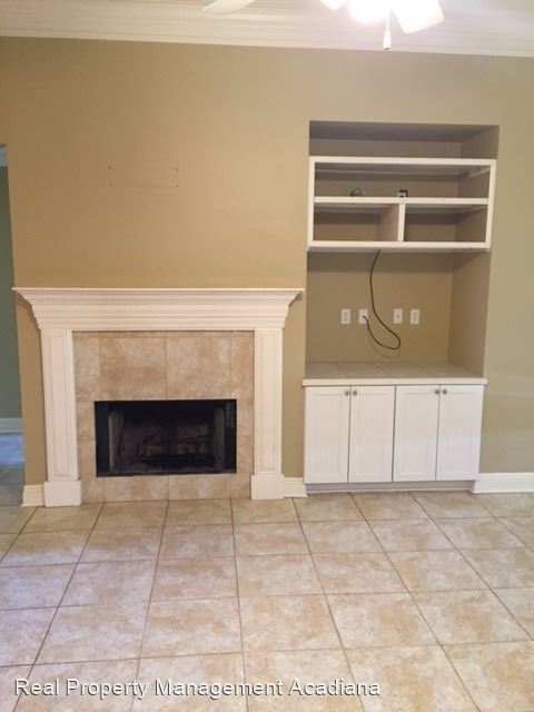 Building Photo - 3 br, 2 bath House - 314 N. Lake Pointe Dr.