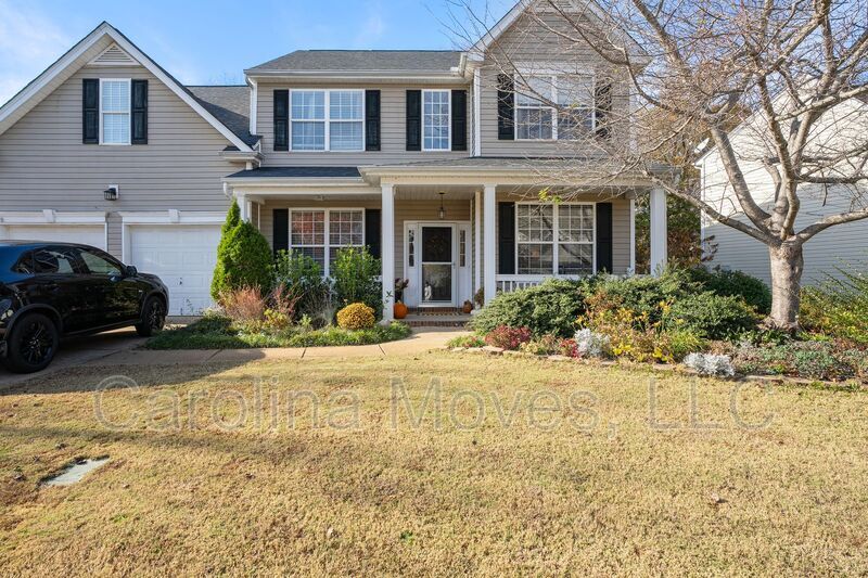 Primary Photo - 312 Waterton Way