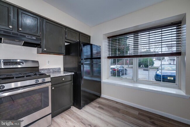 Foto del edificio - 5 Ford Ln