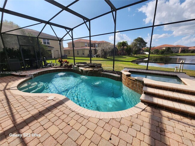 Foto del edificio - 2802 Quiet Water Trail