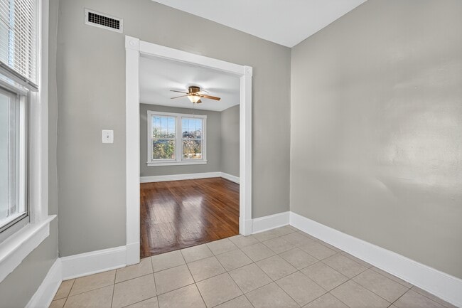 Designer Finish - Eat-In Kitchen - 3032 Rodman Street