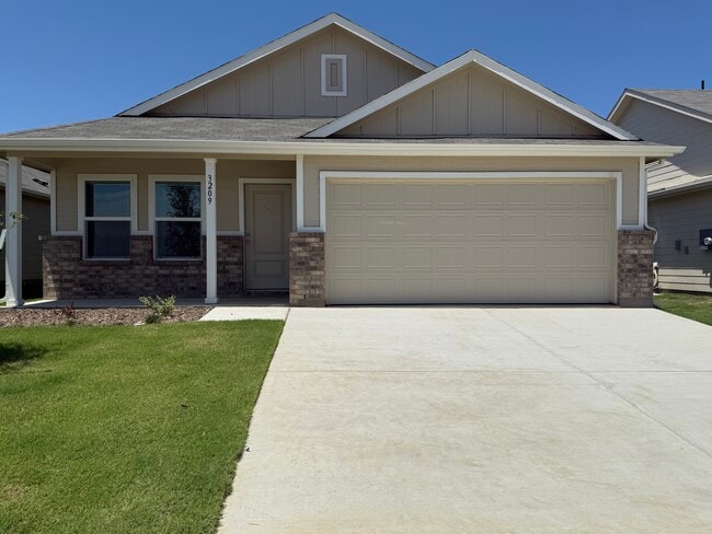 Front view - 3209 Tokara St