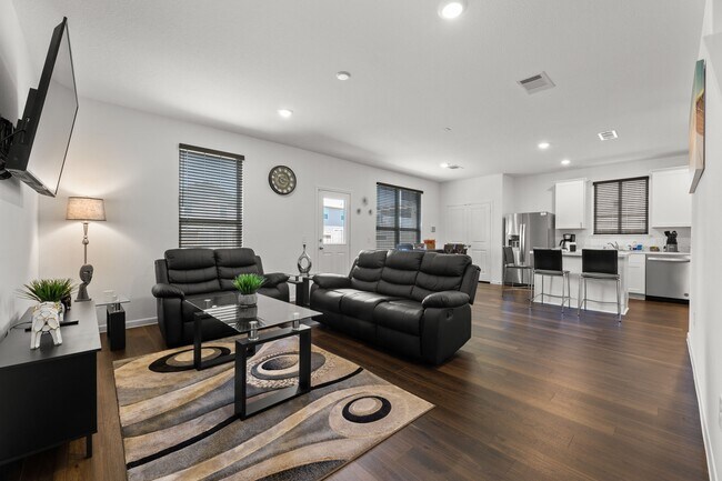 Foto del edificio - 16424 Big Hickory Dr