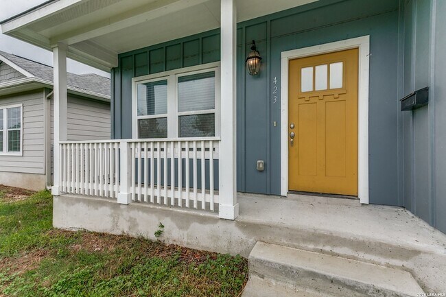 Foto del edificio - 423 Channing Ave