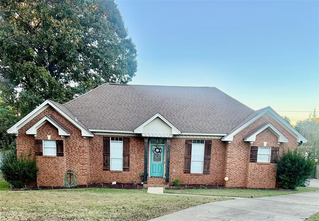 Foto principal - 100 Wood Vale Dr