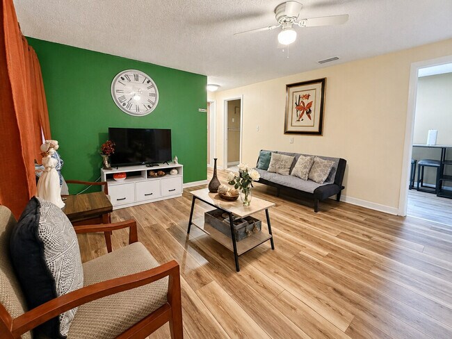Foto del edificio - 2300 N Patterson St