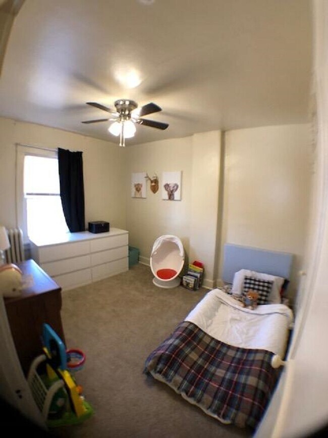 Photo - 2346 Sherbrook St Townhome