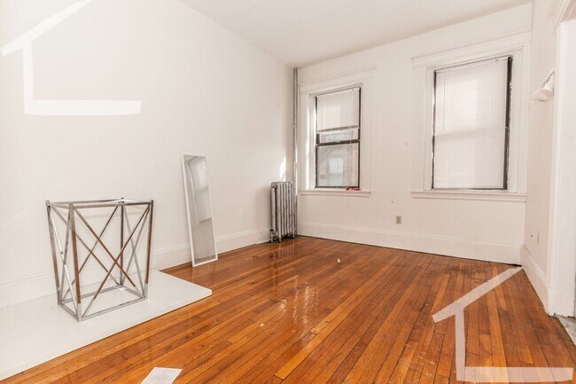 Foto del edificio - 1262 Commonwealth Ave