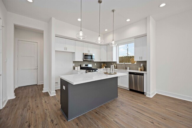 Foto del edificio - 3504 Caplin St