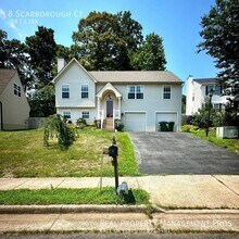 Building Photo - 8 Scarborough Ct