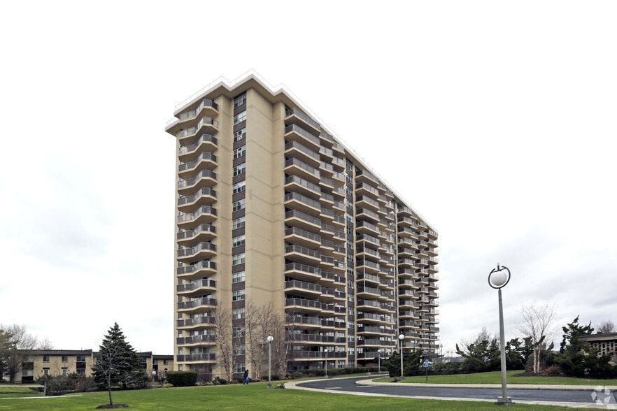 The Americana - 17-85 215th St Bayside, NY 11360 | Apartments.com