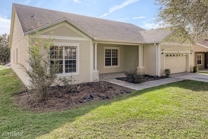 4 br, 3 bath House 1751 Southern Oak Loop House Rental in Minneola