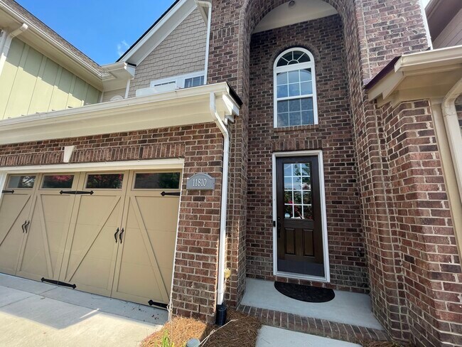 Building Photo - 11810 Elizabeth Madison Court