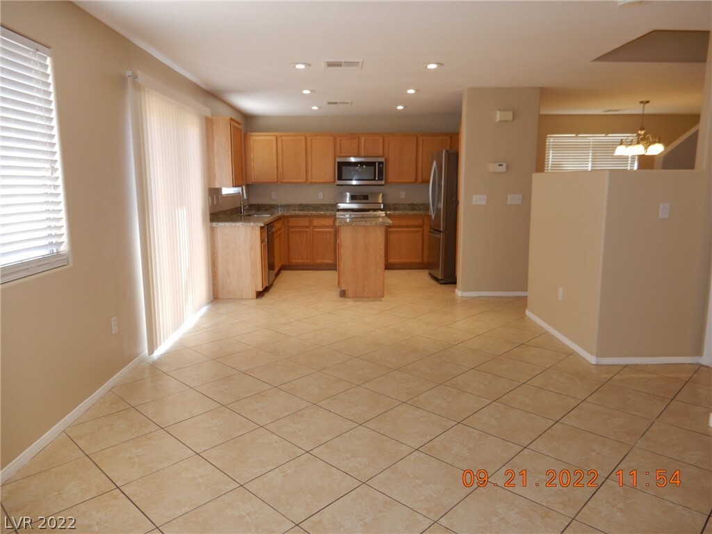 Building Photo - 7442 Granada Willows St