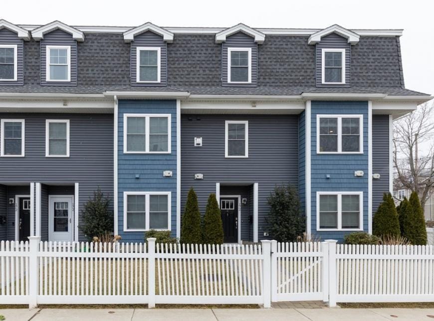 4 bedroom in Waltham MA 02453 - 4 bedroom in Waltham MA 02453