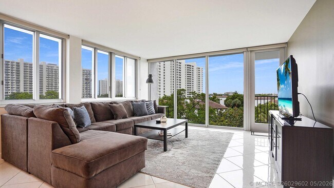 Foto del edificio - 4750 S Ocean Blvd
