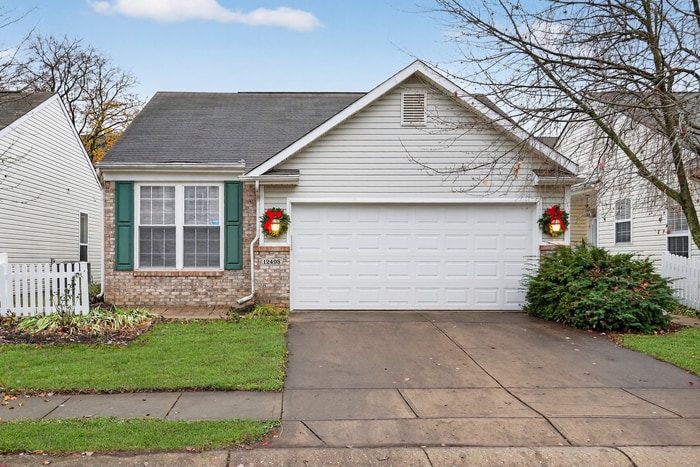 Primary Photo - Beautiful Ranch Home Near Dining, Shopping & The Palladium