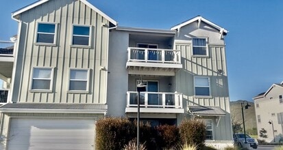 Building Photo - 301 Madonna Rd