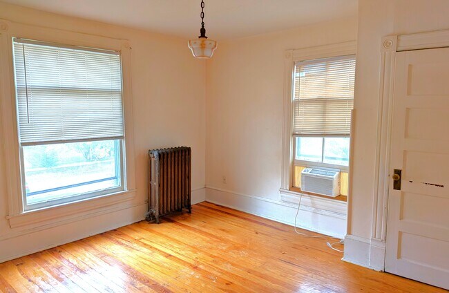 Foto del edificio - 432 Highland Ave SW