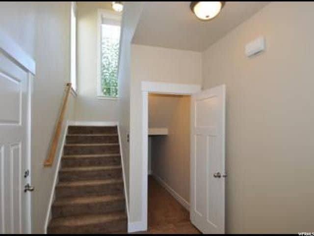 Foto del edificio - Riverton Townhome