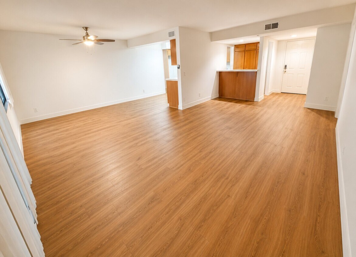 Photo - 4540 Natick Ave (Los Angeles, CA)