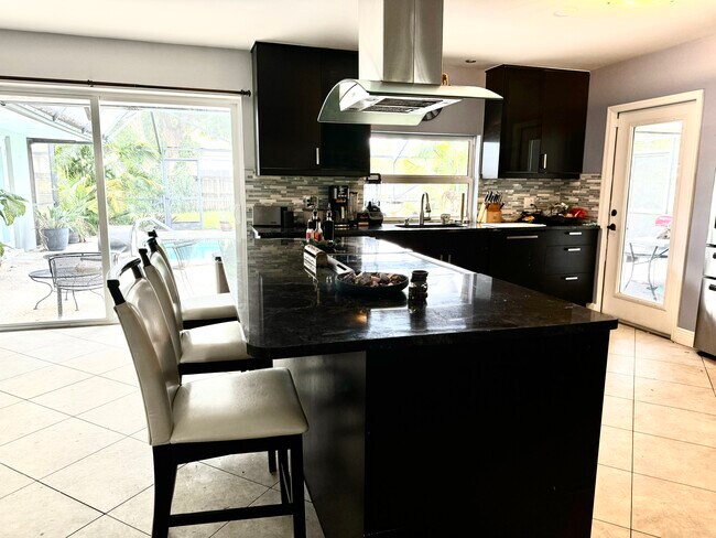 Foto del edificio - 4116 Taft St
