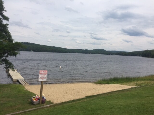 Small private beach - 35 Landing Rd