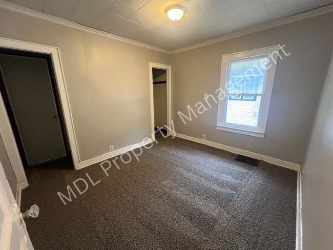 Building Photo - Cozy 4 Bedroom-2 Bath Home!