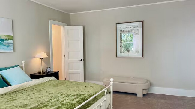 Foto del edificio - 906 Metropolitan Pkwy SW