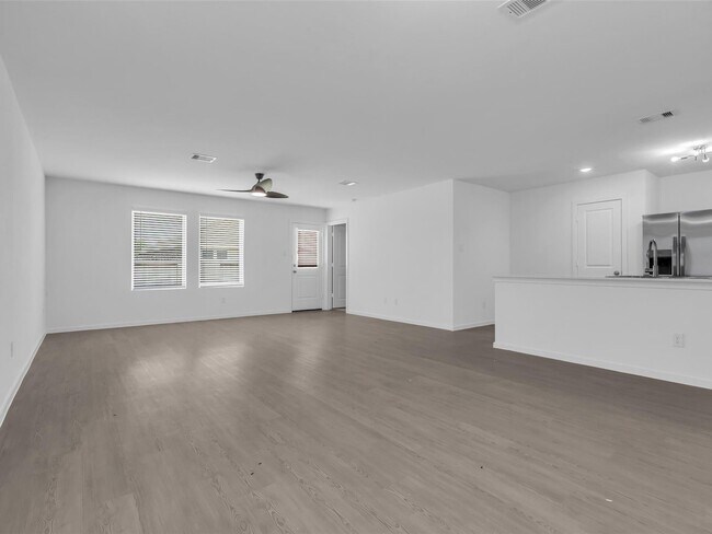 Foto del edificio - 277 Douglas Hls Dr