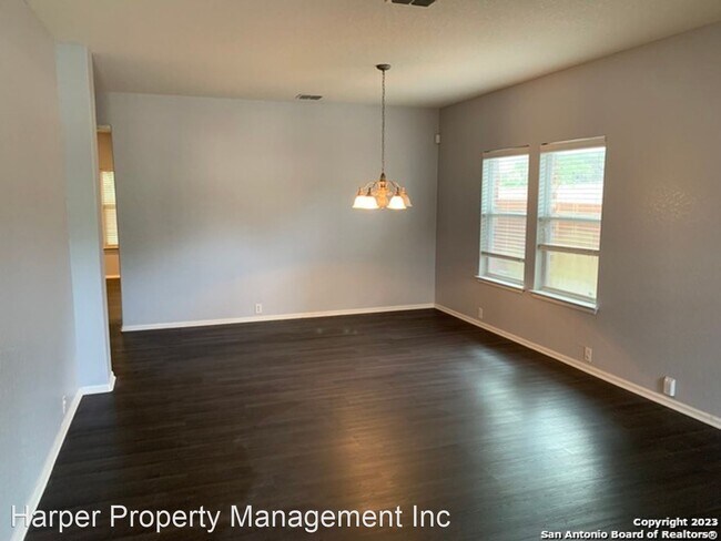 Building Photo - 4 br, 3.5 bath House - 4427 Jesse Bowman
