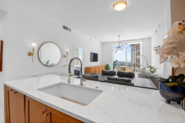 Building Photo - 550 Okeechobee Blvd