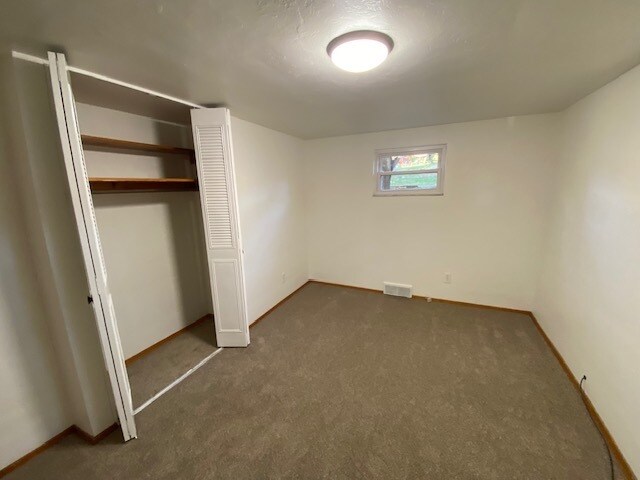 Foto del edificio - 351 N Balph Ave