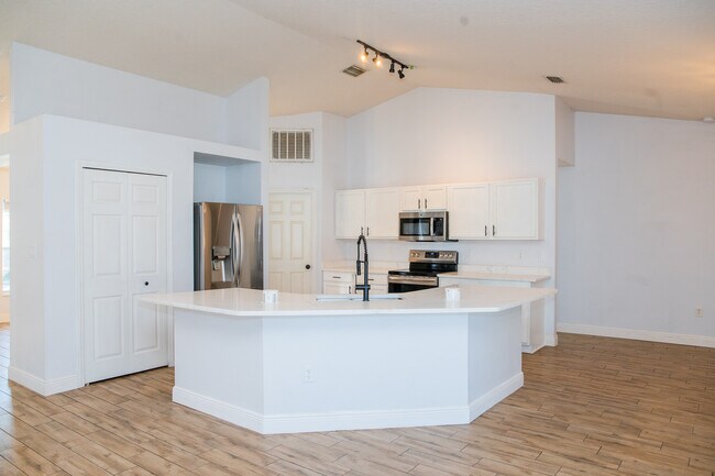 Kitchen-1 - 5850 Logan Ave