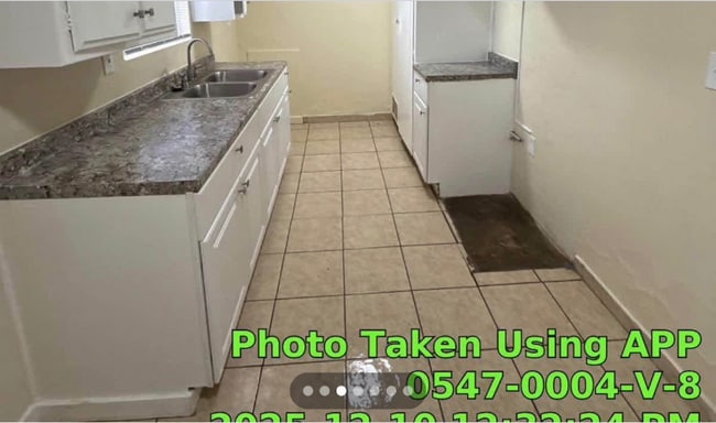 Building Photo - 508 28th St