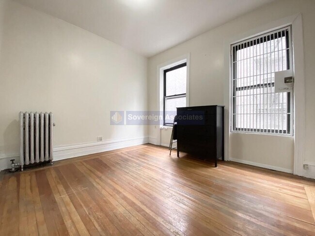 Foto del edificio - 182 Claremont Ave