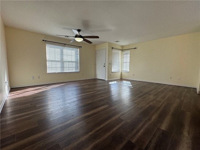 Foto del edificio - 910 NW A St