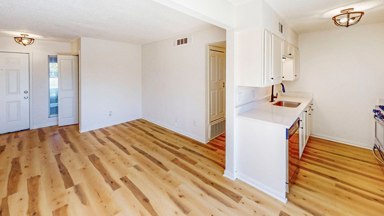 Foto principal - Central Austin One Bedroom Gem – Walk to Central Market!