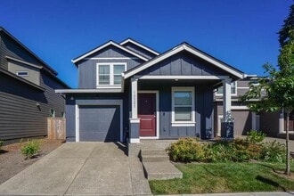 Building Photo - 10521 NE 121st Ave