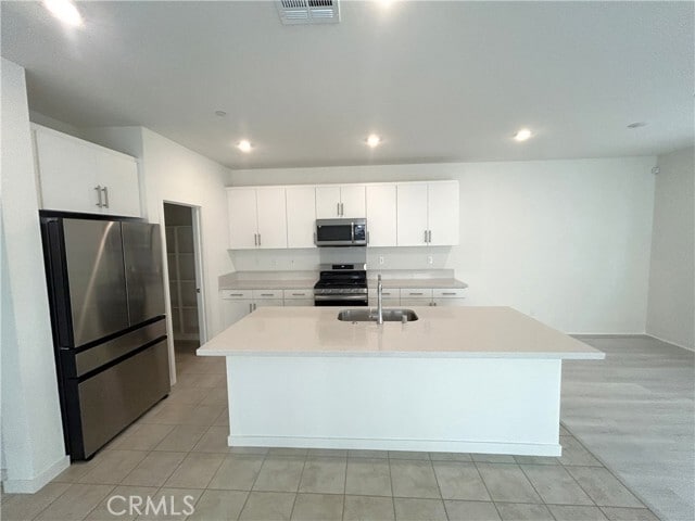 Foto del edificio - 15764 Caterpillar Dr