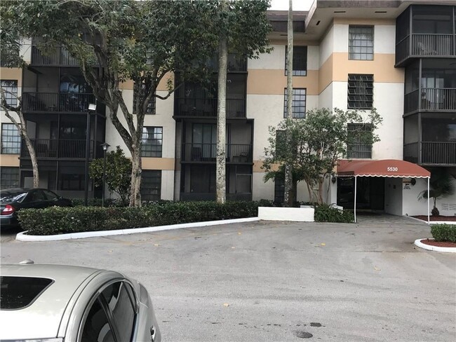 Building Photo - 5530 NW 44th St